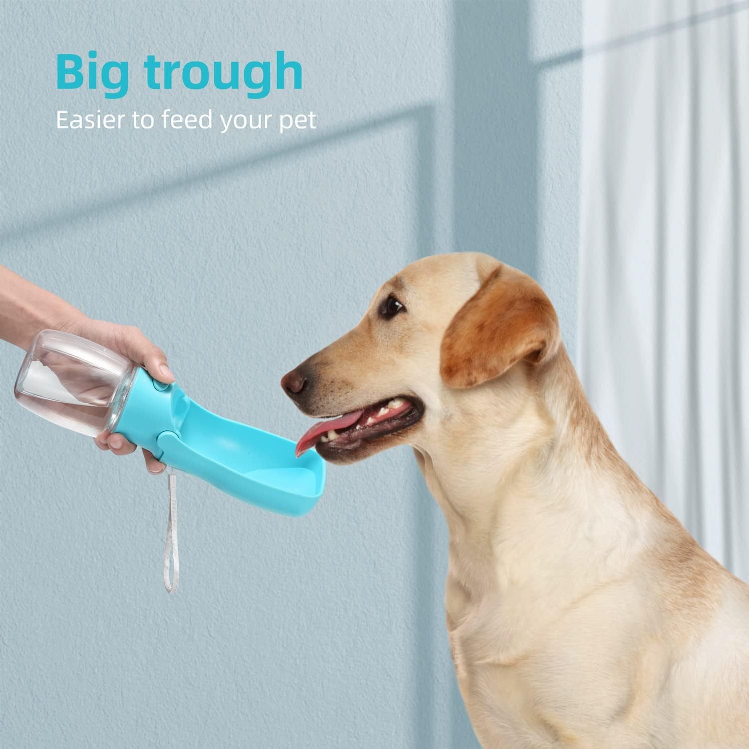 Bouteille d'eau portable pour chiens avec grand réceptacle, idéale pour hydrater votre animal lors des sorties.