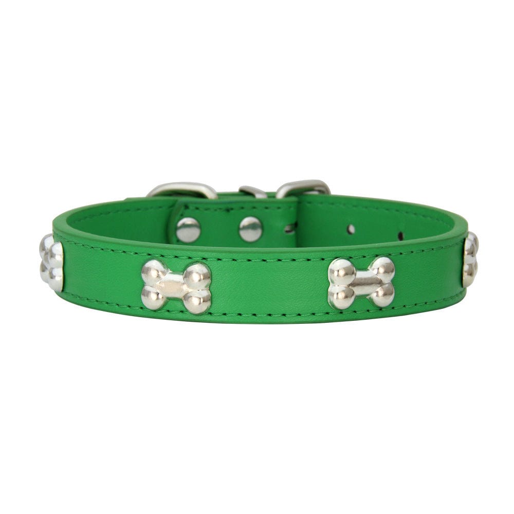 Collier pour chien en cuir PU vert avec décorations en forme d'os, parfait pour le style et le confort de votre compagnon.