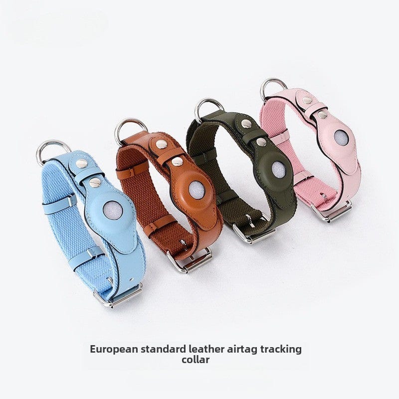 Collier pour chien en cuir avec tracker Airtag, disponible en bleu, marron, vert et rose, design stylé et sécurisé.