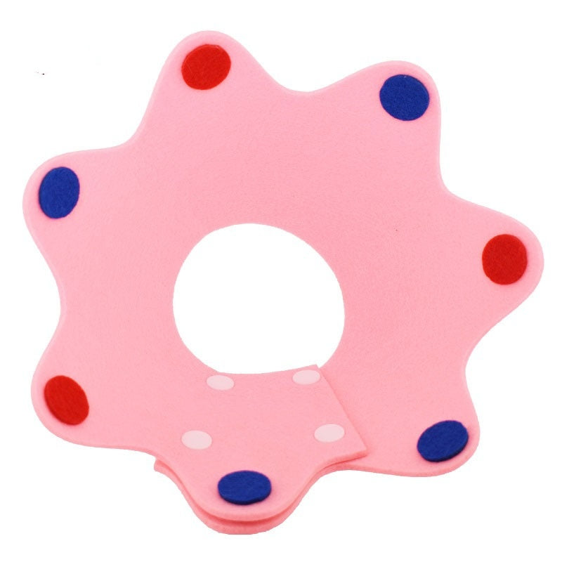 Collier de récupération léger ajustable en forme d'étoile pour chat avec motifs colorés.