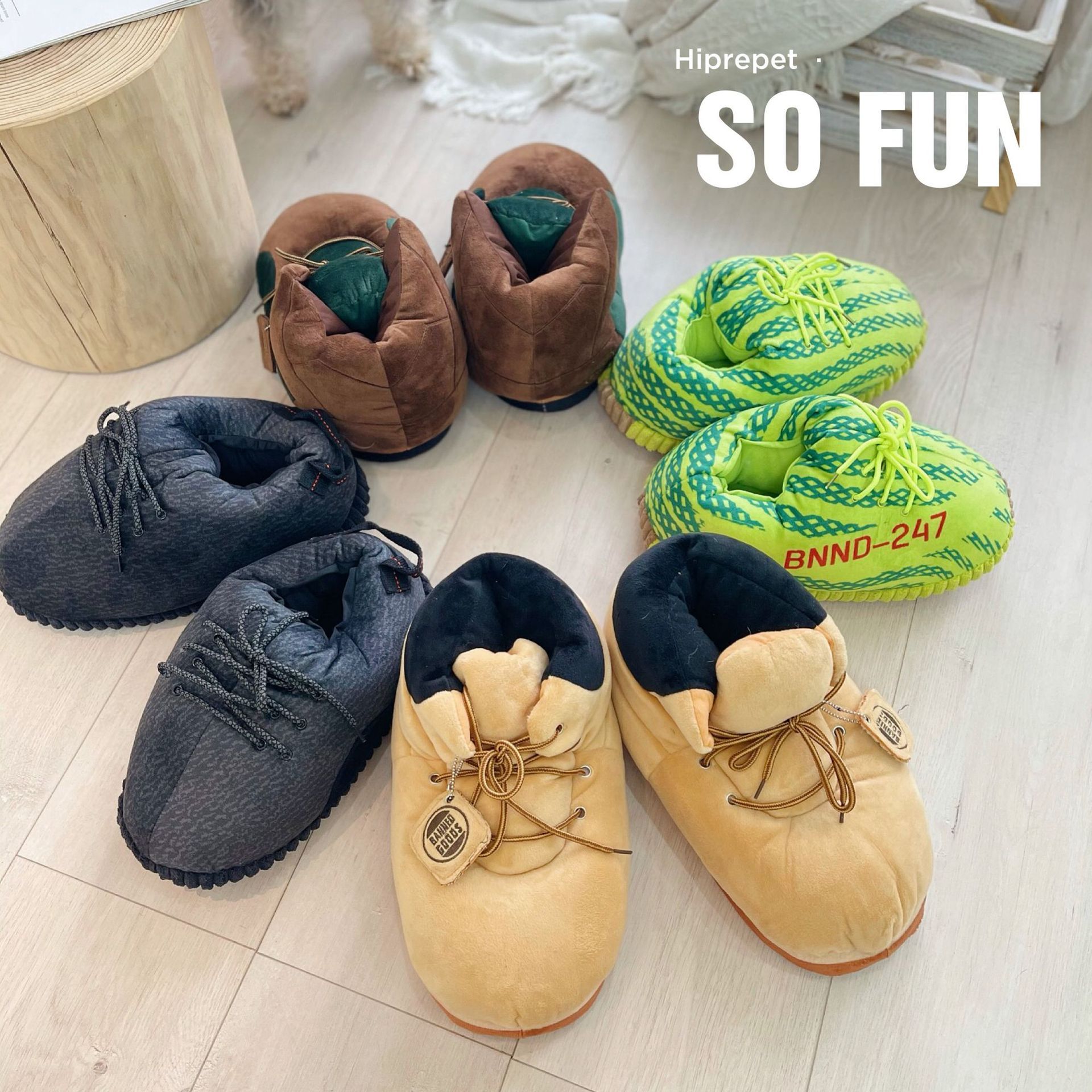 Chaussons en peluche pour chiens et coussins pour chats, confort et style pour animaux de compagnie.