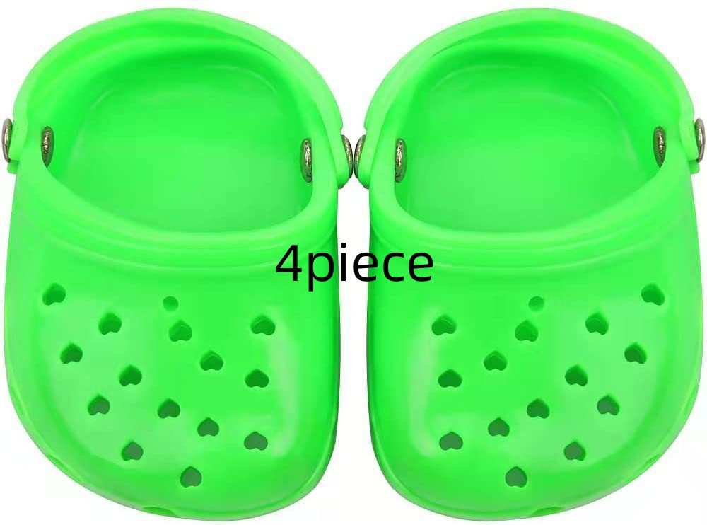 Chaussures pour chien en silicone vert clair, 4 pièces, idéales pour protéger les pattes de votre animal.