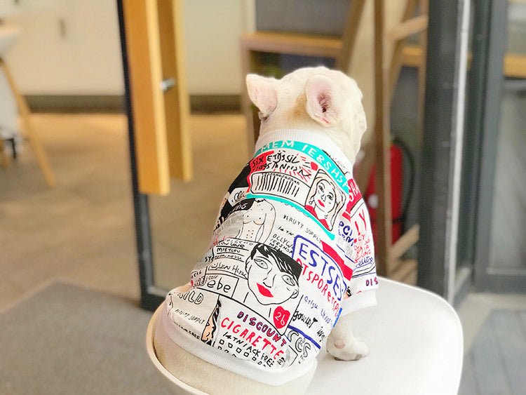Pull en coton blanc pour chien avec motifs graphiques, idéal pour le confort et le style.