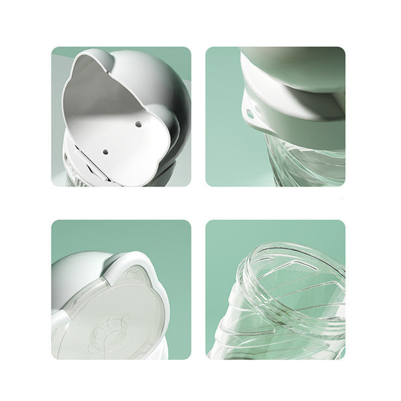 Détails du gobelet d'eau pour animaux 3 en 1, design pratique pour hydratation facile tout en voyage.