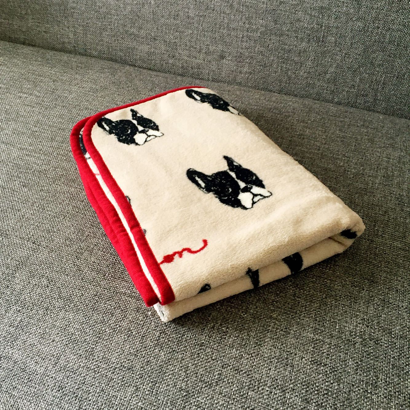 Couverture Farley Mignonne en Velours Corail