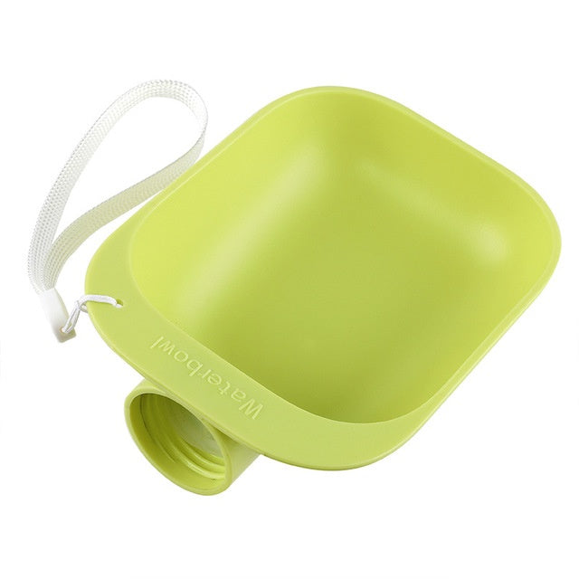 Bol à boire portable pour animaux, couleur verte, pratique pour l'hydratation en déplacement.