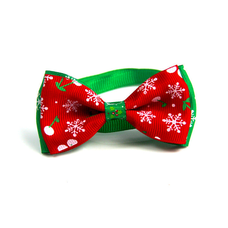 Nœud papillon de Noël rouge et vert pour chiens et chats, décoré de flocons de neige et cerises, ajustable.