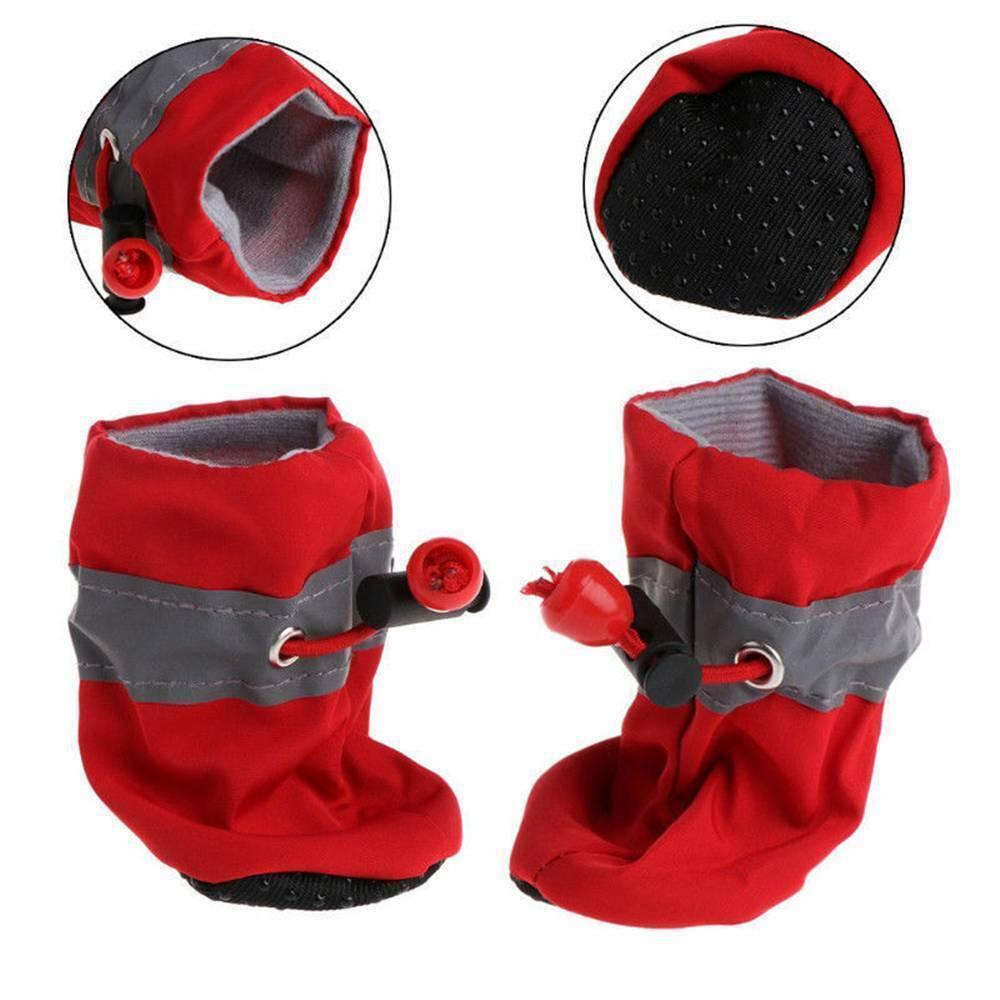 Chaussures personnalisées pour chiens, en polyester léger et résistant, avec semelles antidérapantes.