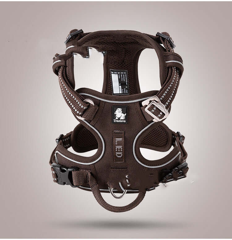 Harnais de chien marron en nylon avec laisse, adapté aux chiens de toutes tailles, confort et sécurité.