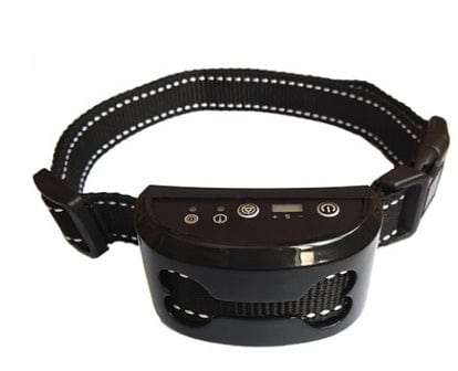 Dispositif Anti-aboiement Ultrasonique réglable pour chien avec panneau de contrôle en noir.