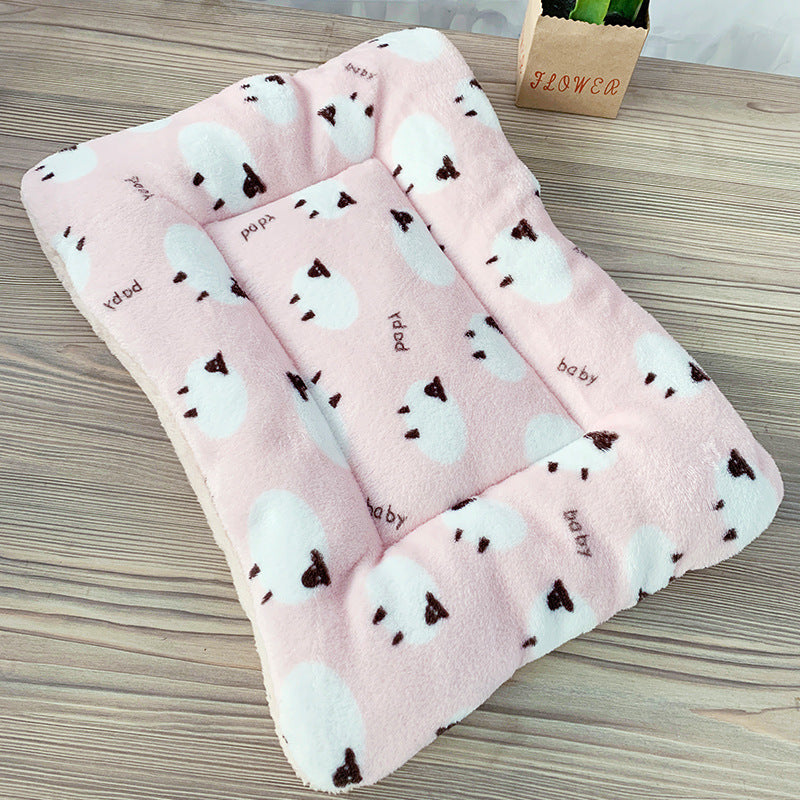 Tapis de sommeil chaud pour animaux d'hiver