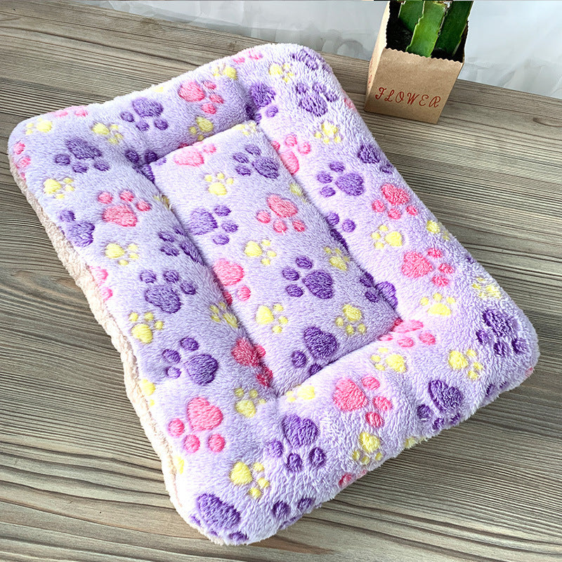 Tapis de sommeil chaud pour animaux d'hiver