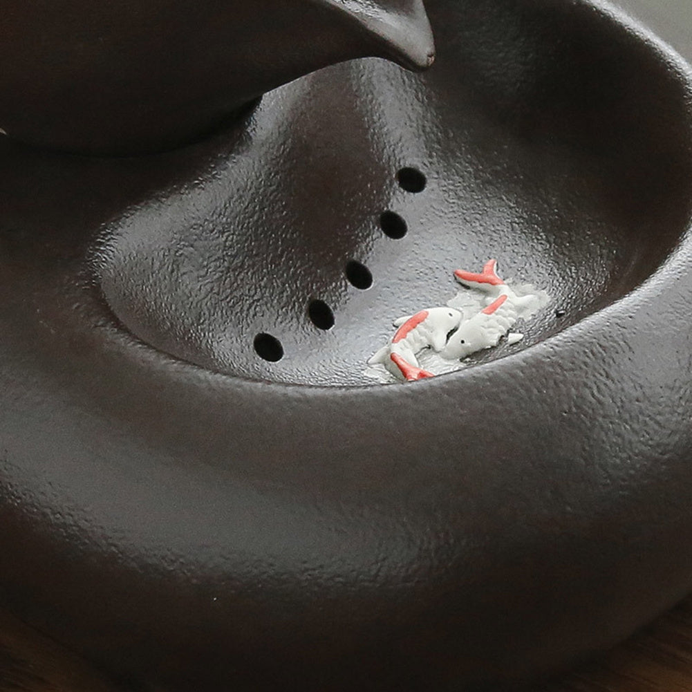 Fontaine à eau automatique pour chats Jane Yu Home avec design élégant et poissons décoratifs.