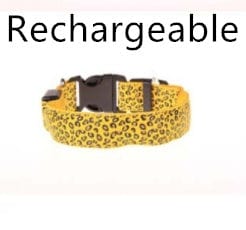Collier LED ajustable en nylon léopard pour chien, rechargeable et sécurisé pour promenades nocturnes.