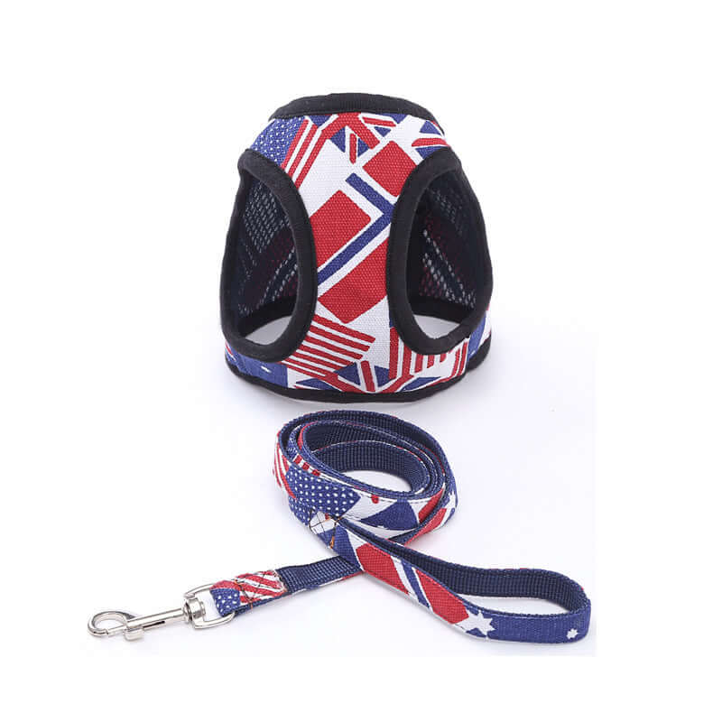 Harnais de traction pour chien avec motif drapeau, doux et confortable, accompagné d'une laisse assortie.