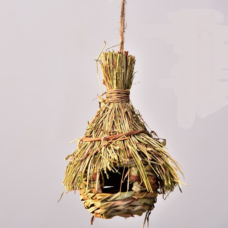 Nid d'oiseau fait main en paille pour décoration de jardin