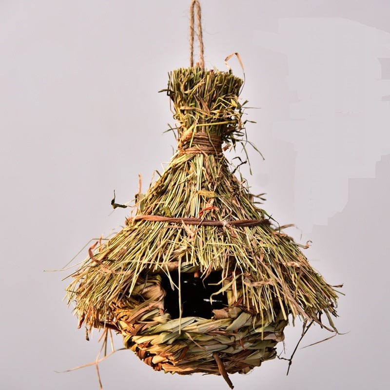 Nid d'oiseau fait main en paille pour décoration de jardin
