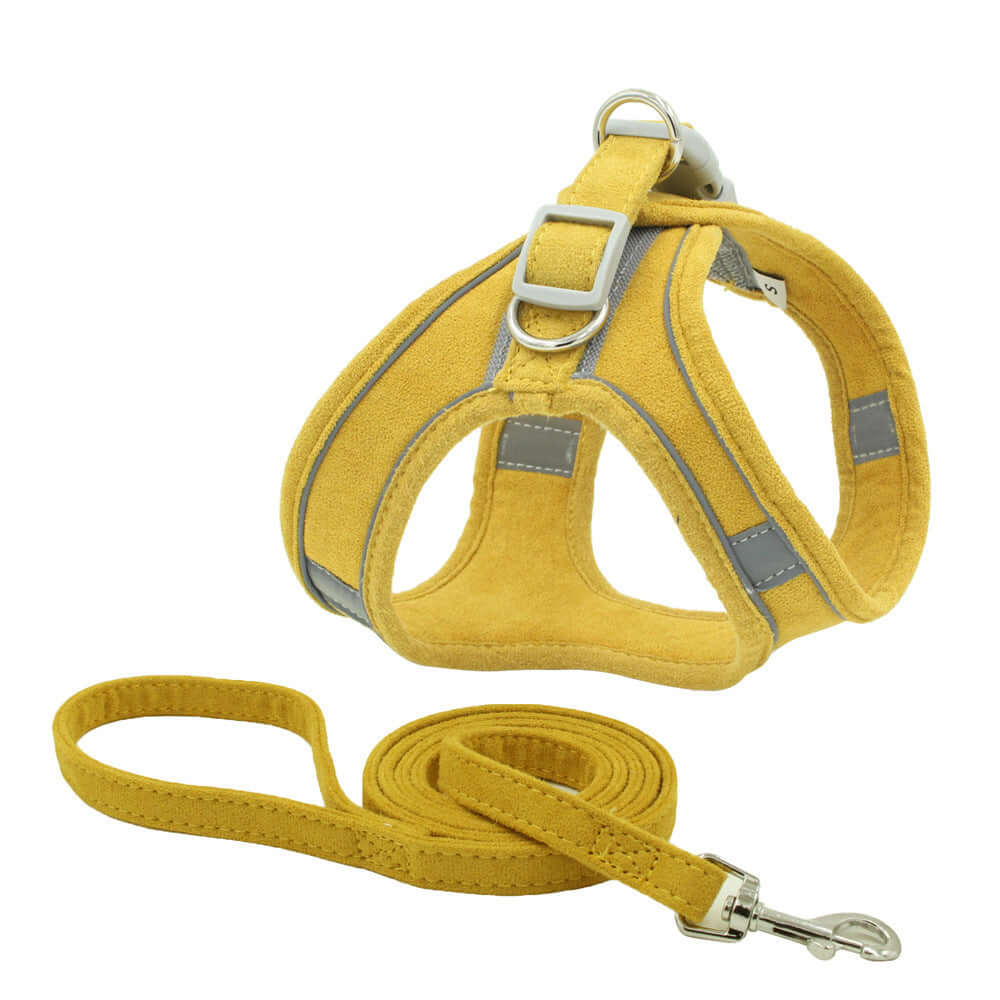 Harnais en suède jaune pour animaux avec réflecteur et laisse assortie, idéal pour chiens et chats.