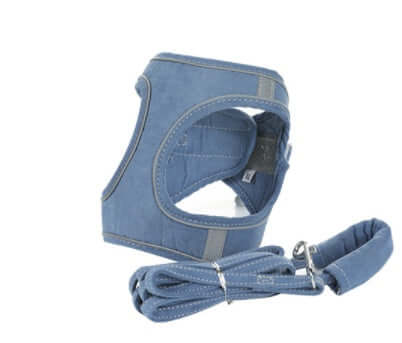 Laisse de traction respirante pour chats en tissu bleu, confortable et durable, idéale pour les promenades nocturnes.