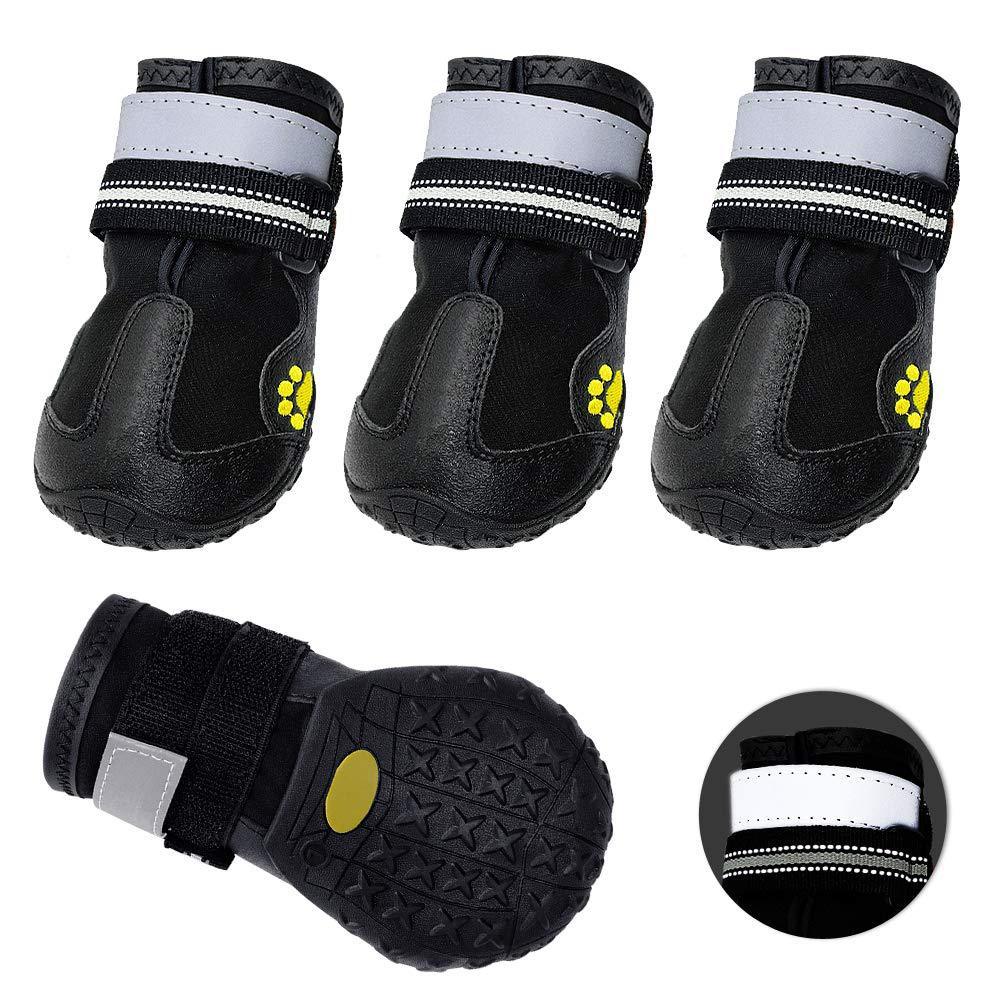 Bottes imperméables pour chiens, protection des pattes en extérieur avec design durable et antidérapant.