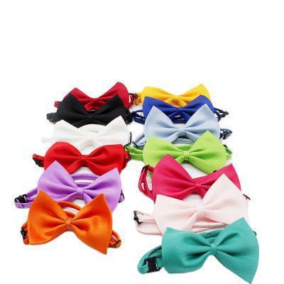 Collection de nœuds papillon colorés pour chiens et chats, accessoires élégants pour animaux.