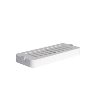 Distributeur d'eau automatique pour chats en plastique durable, conçu pour une circulation d'eau efficace et fraîche.