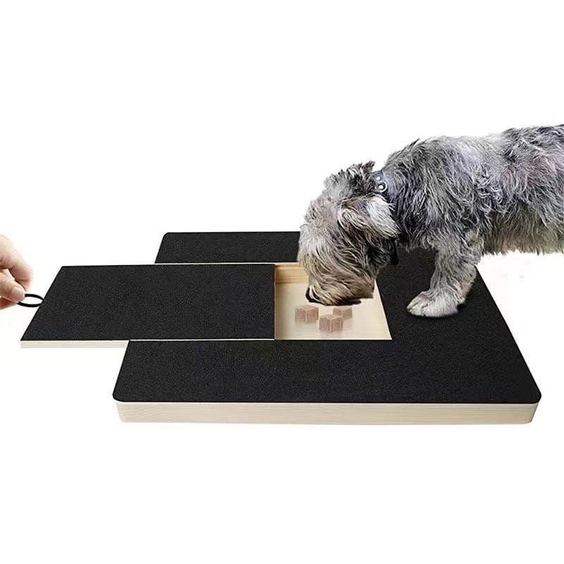 Planche à ongles en bois pour chien, idéale pour le soin et le style des animaux avec surface antidérapante.