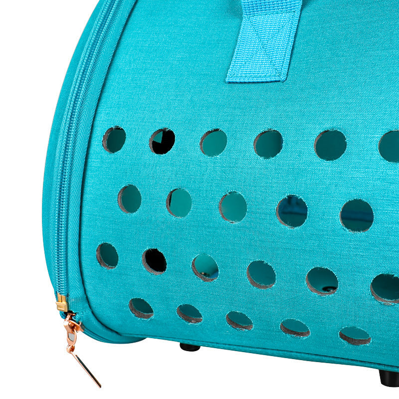 Sac transparent pour chiens et chats Double Fish en bleu, avec trous d'aération pour confort et visibilité.