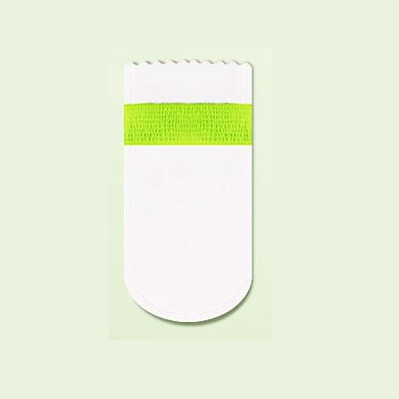 Outil de nettoyage blanc avec bande verte, conçu pour un usage pratique dans la maison.