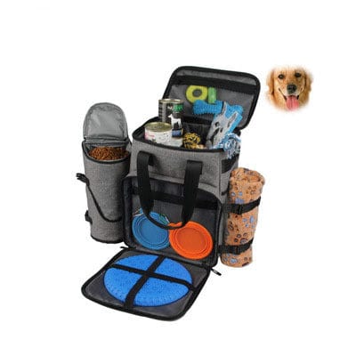 Sac de voyage pour chiens avec nourriture et accessoires, idéal pour les aventures en plein air.