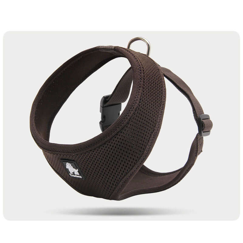 Harnais de sécurité pour petit chien en mesh brun, idéal pour la promenade et le confort de votre animal.
