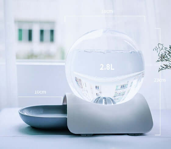 Fontaine à boire automatique pour animaux avec réservoir de 2.8L, design compact et moderne, idéal pour la maison.