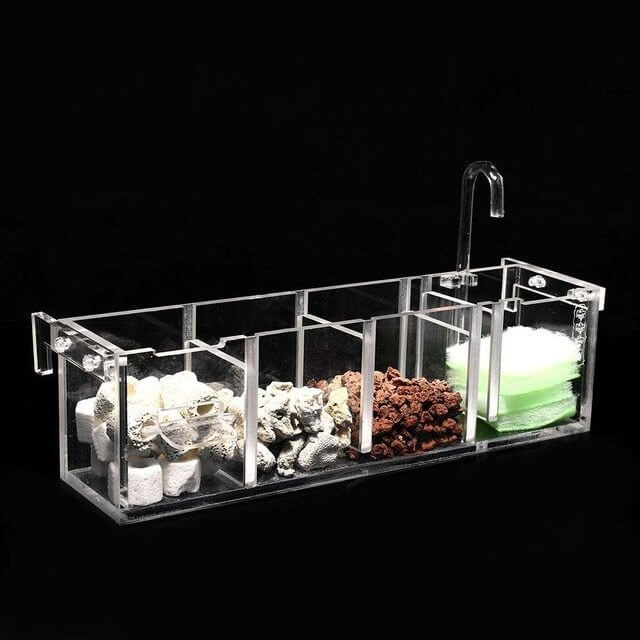 Boîte de Filtre Humide pour séparation d'huile et d'eau, optimisant la qualité de l'eau pour poissons et plantes.