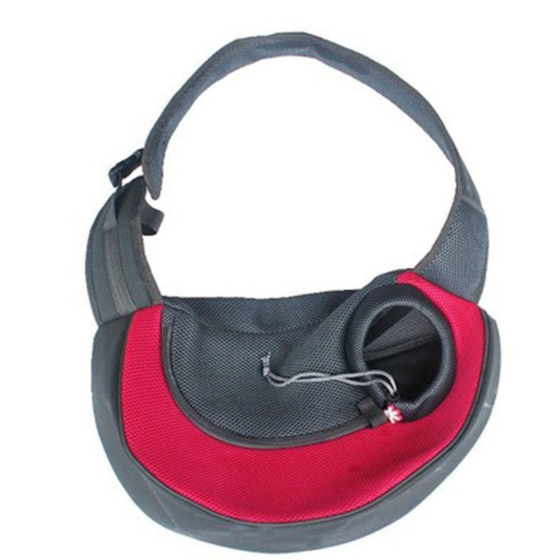 Sac à dos pour animaux de compagnie en tissu polyester rouge et noir, idéal pour transporter vos animaux confortablement.