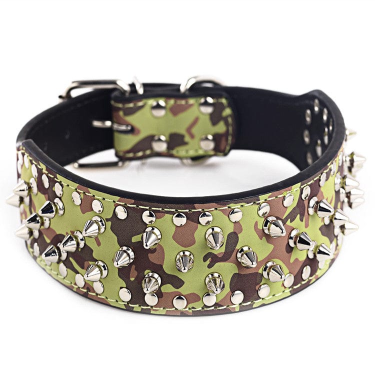 Collier rivet camouflage pour grand chien en PU durable, élégant et confortable.