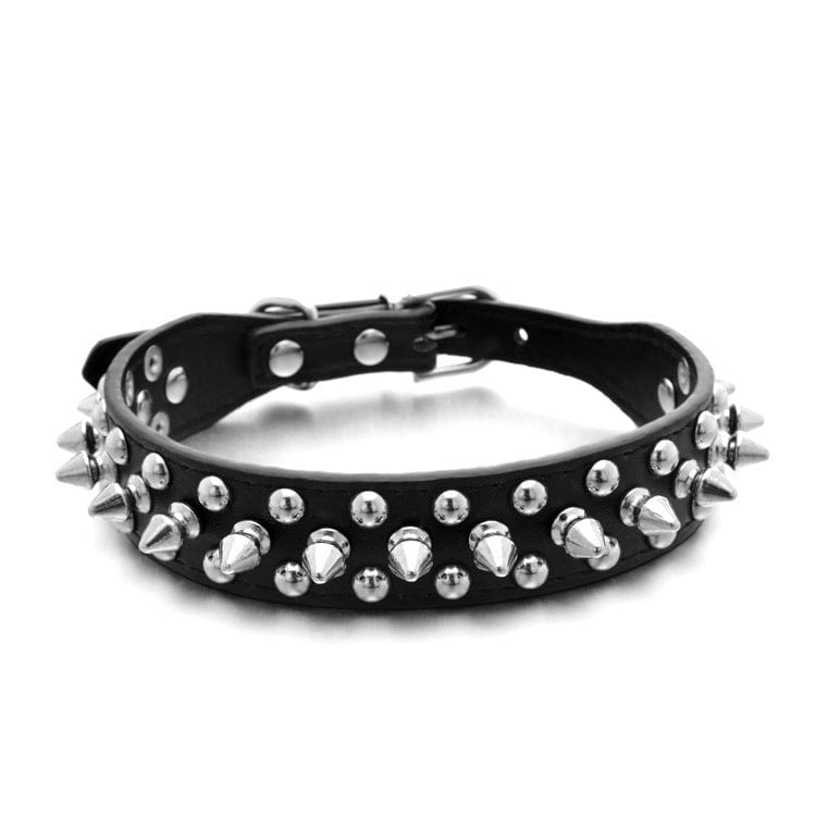 Collier pour chien Rivet en PU noir avec clous en métal, durable et stylé pour le confort de votre animal.