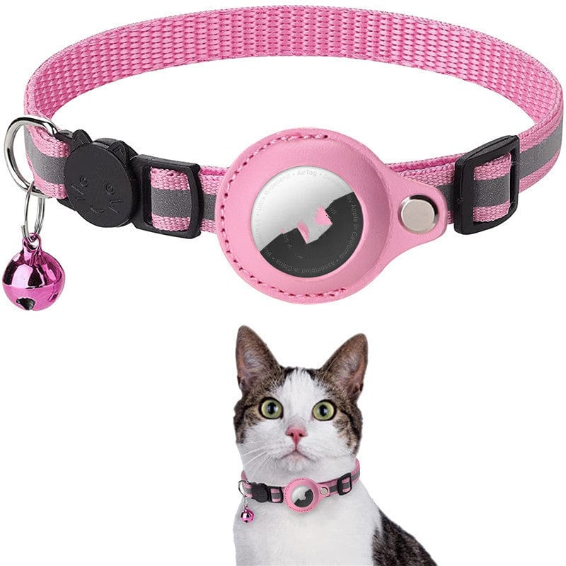 Collier réfléchissant en nylon rose pour chat avec cloche et protection Airtag, idéal pour animaux.
