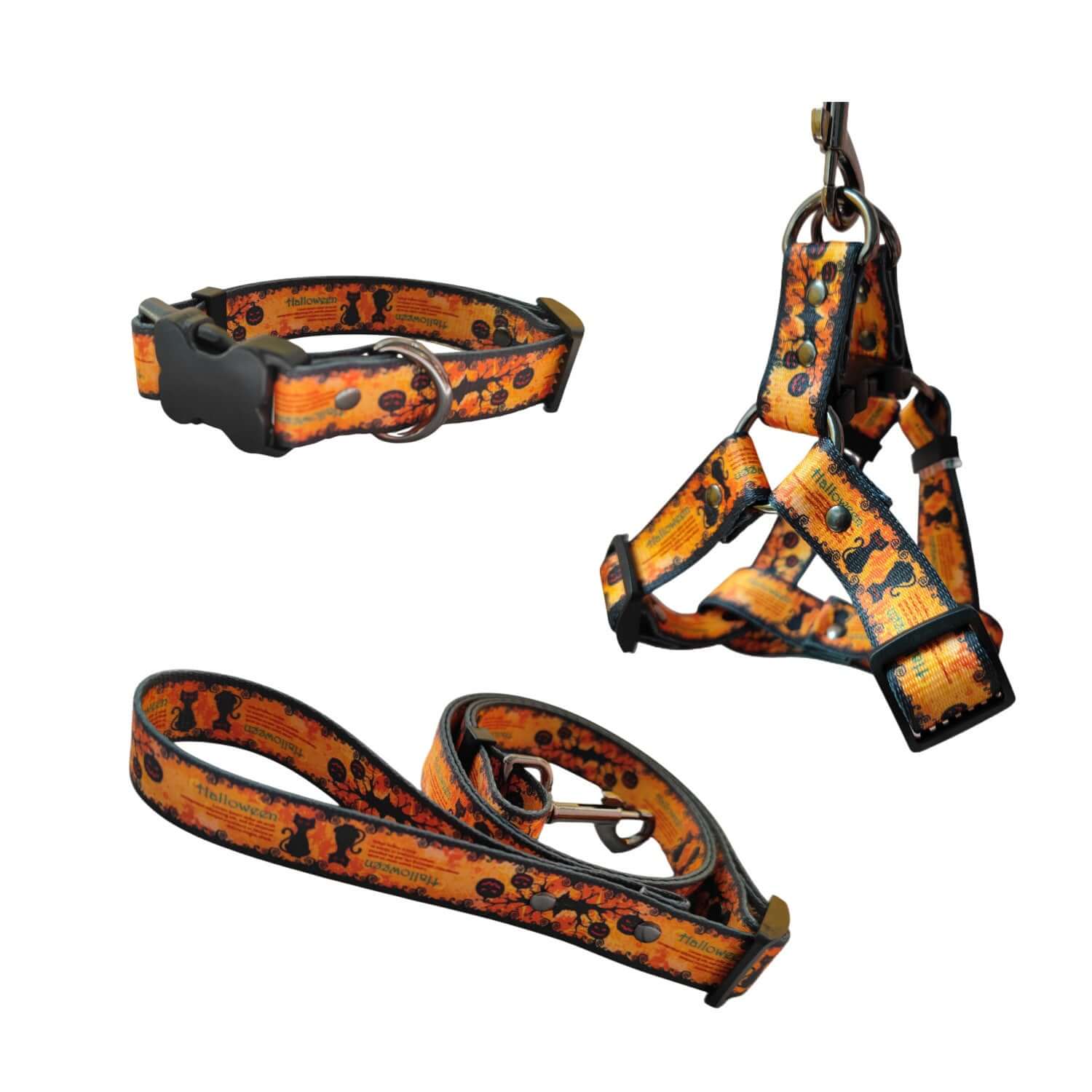 Harnais et laisse à imprimé Halloween pour chien en polyester avec motifs citrouille et château fantôme.