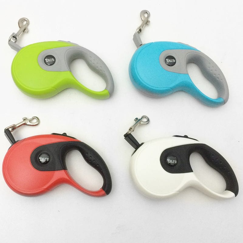 Laisse pour chien de 5M en quatre coloris : vert, bleu, rouge et blanc, idéale pour confort et sécurité lors des promenades.