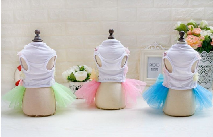 Robe Tutu Princesse pour Chien en plusieurs couleurs, idéale pour l'été et les promenades élégantes.