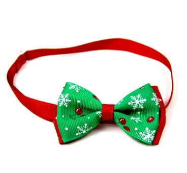 Nœud papillon de Noël vert et rouge pour chiens et chats, décoré de flocons de neige, ajustable de 20 cm à 26 cm.