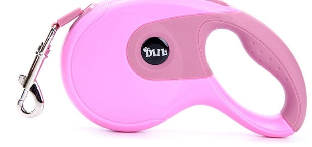 Laisse pour chien de 5M en rose, offrant confort et sécurité pour petits et moyens chiens.