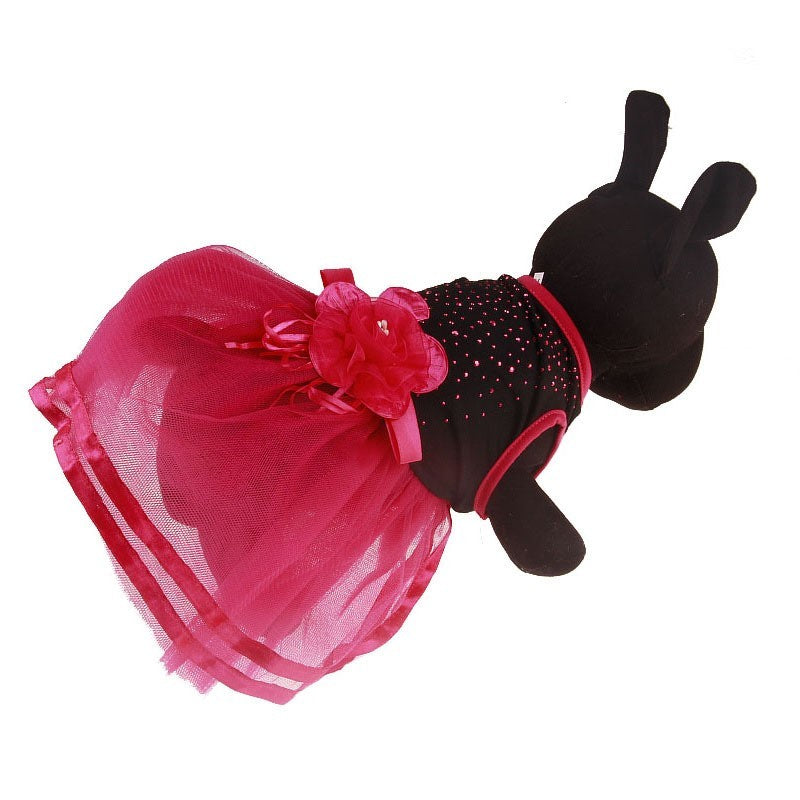 Robe de mariée pour chiens Pet Princess, élégante en rose et noir, parfaite pour les occasions spéciales.