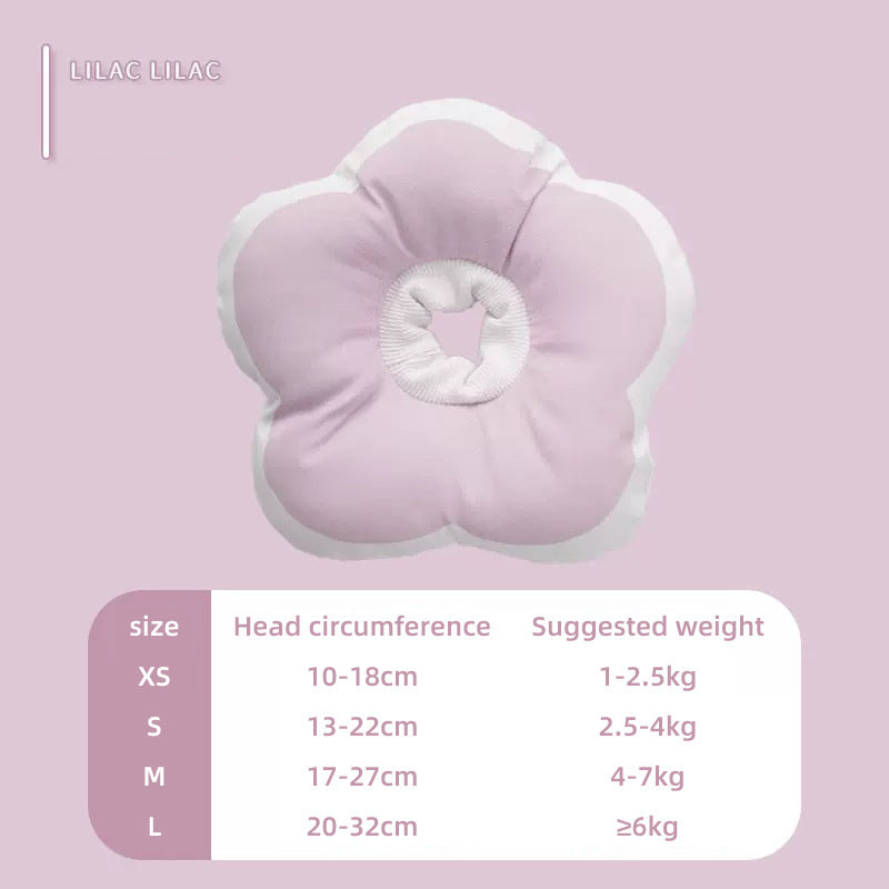Collier en coton lilas en forme de fleur avec indication de taille et poids pour chat, design élégant et doux.