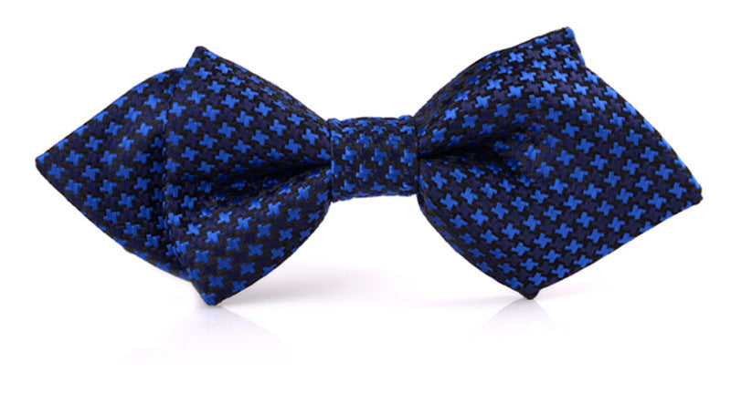 Nœud papillon bleu pour chiens et chats, design chic britannique, accessoire stylé pour animaux.