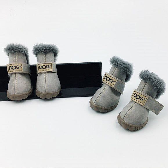 Bottes d'hiver épaisses et imperméables pour chiens, confortables et élégantes, idéales pour les intempéries.
