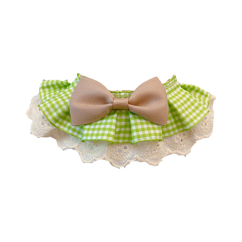 Nœud papillon mignon pour animaux, parfait pour chiens et chats, style élégant en tissu à carreaux vert et dentelle.