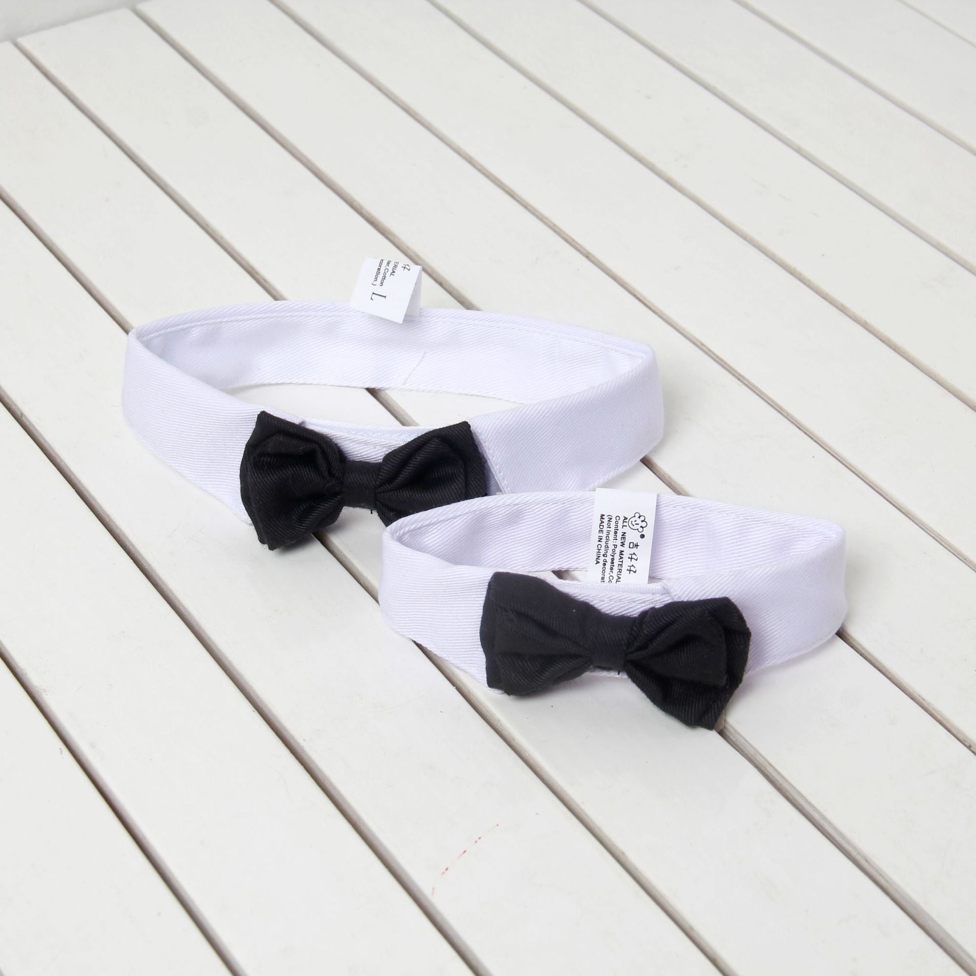 Nœuds papillon en coton noir sur colliers pour animaux, stylés et confortables pour chiens et chats.