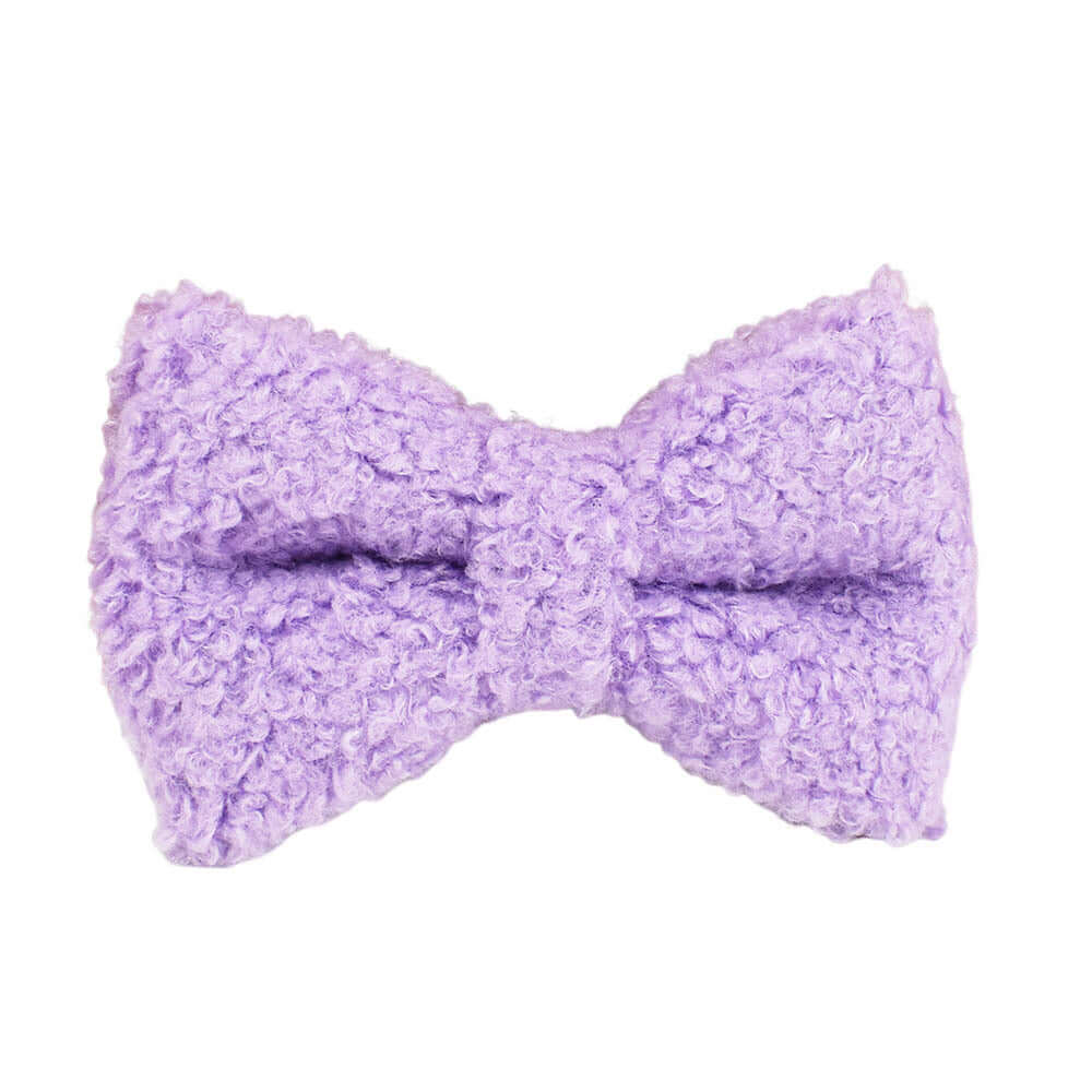 Nœud en peluche violet pour chien, accessoire élégant pour petits animaux.