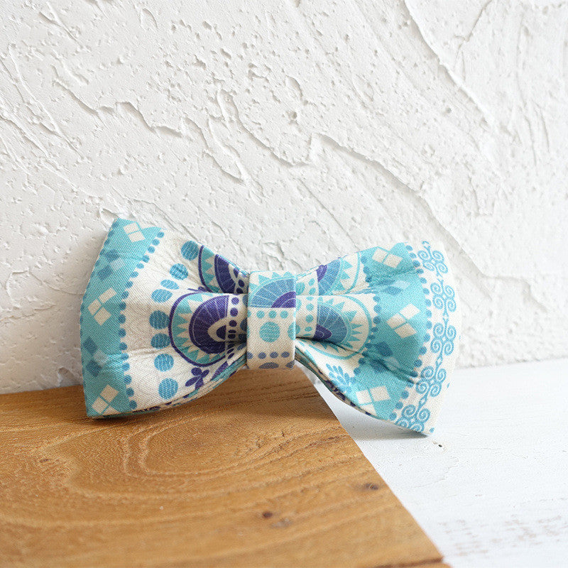 Collier nœud papillon bleu national pour animaux, en polyester, élégant et raffiné pour chiens et chats.